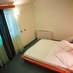 Conte 4*