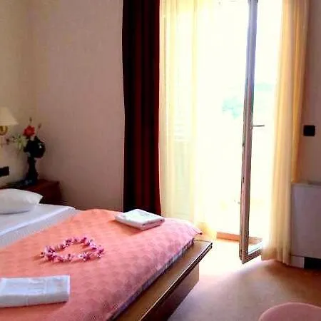 Conte Szálloda 4*
