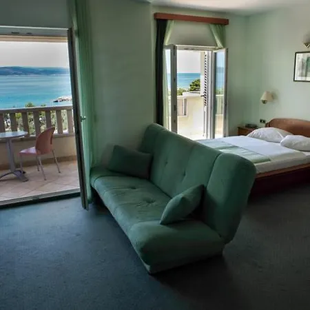 Conte Hotel Promajna